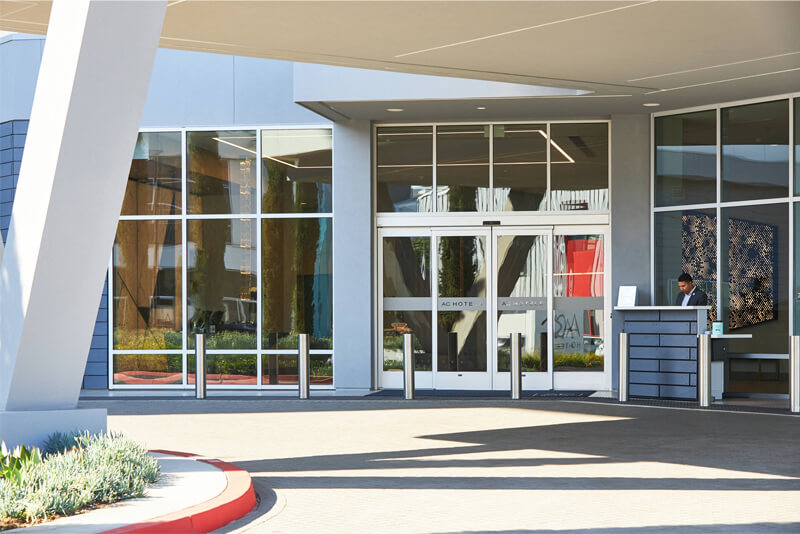 AC Hotel Airport Parking - Entrance